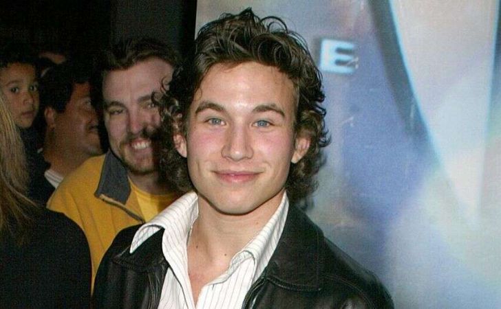 Jonathan Taylor Thomas Wife - Is the 90s Teen Heartthrob  Married? 